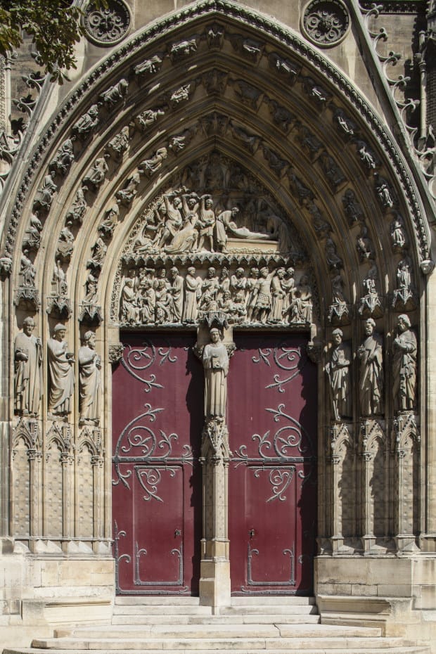 Photographie du portail saint Etienne et de ses sculptures